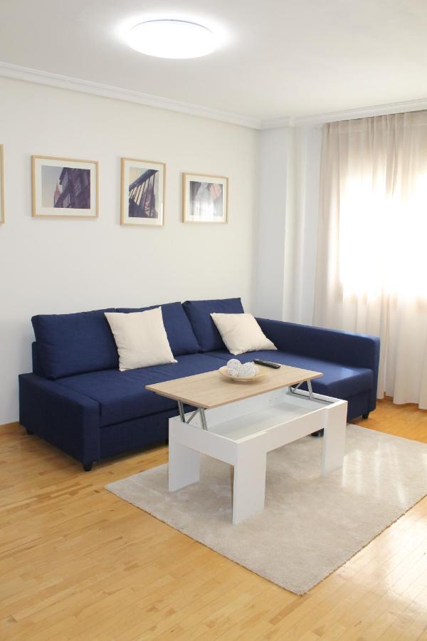 Duenas Apartment Oviedo Luaran gambar