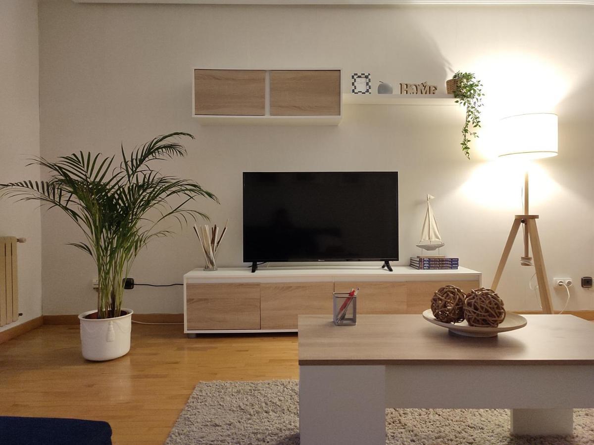 Duenas Apartment Oviedo Luaran gambar
